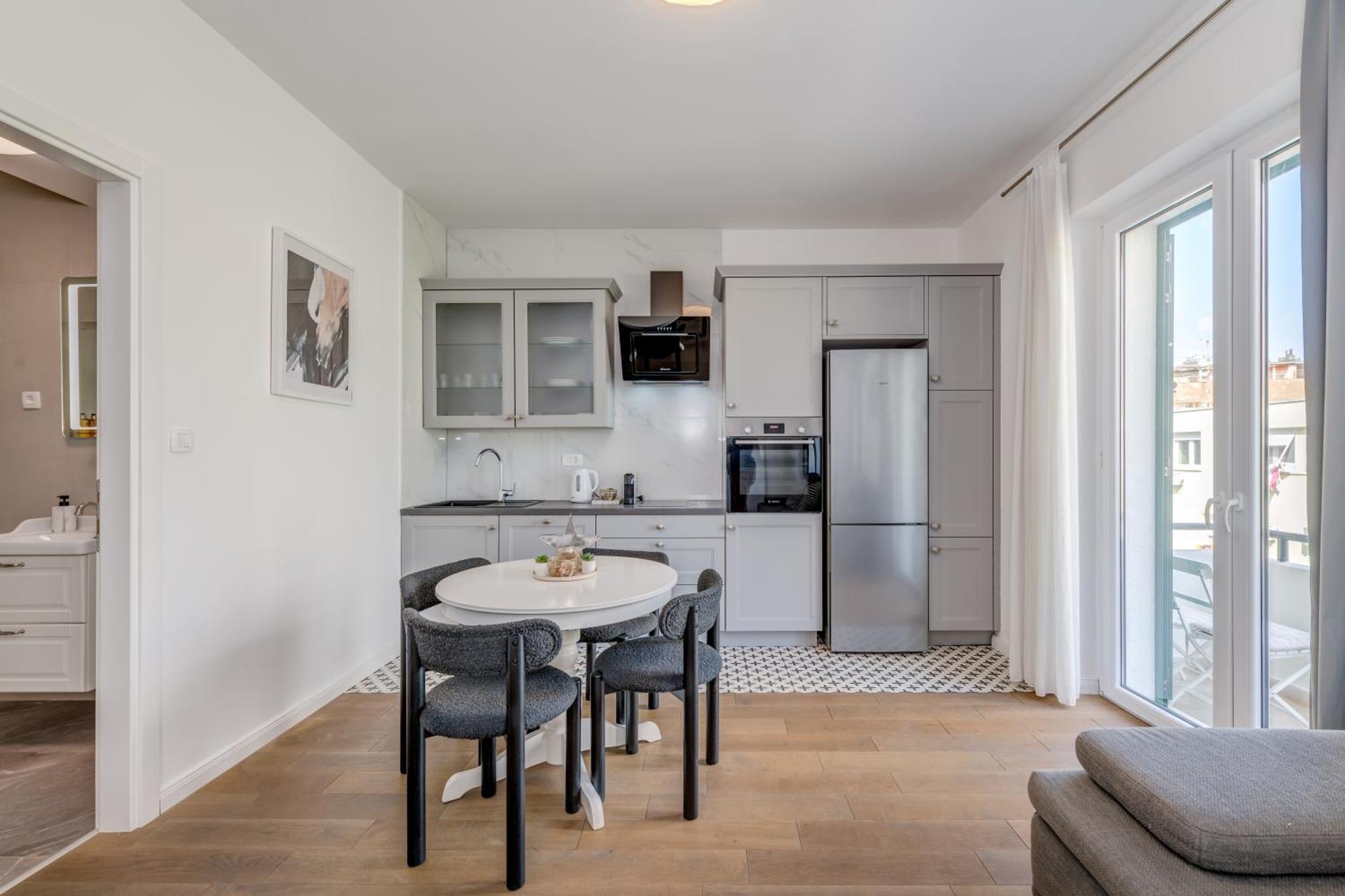 ספליט Finn Luxury Rooms מראה חיצוני תמונה