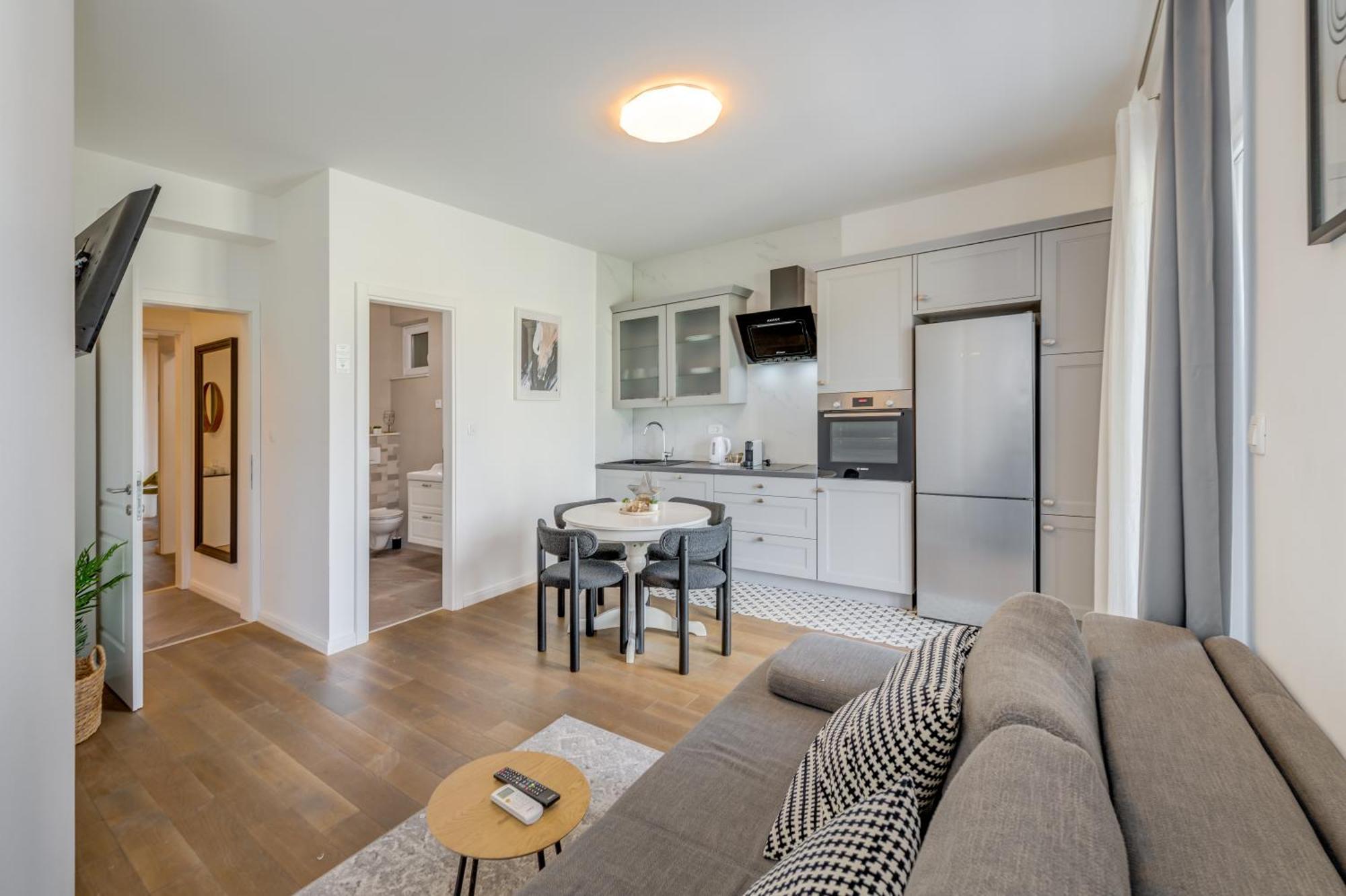 ספליט Finn Luxury Rooms מראה חיצוני תמונה